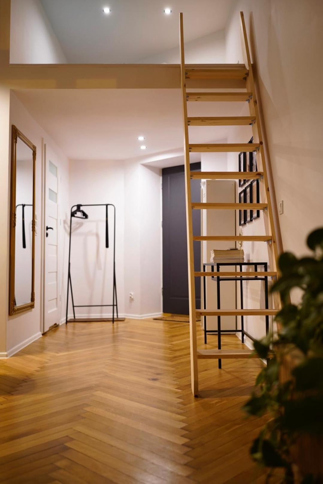Apartment Art